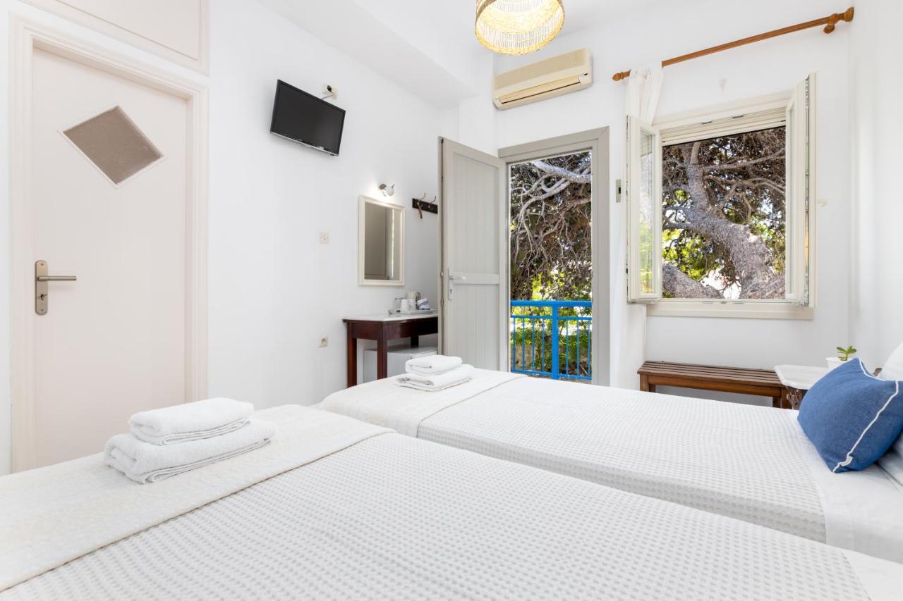 Hotel Dina Páros Exteriér fotografie